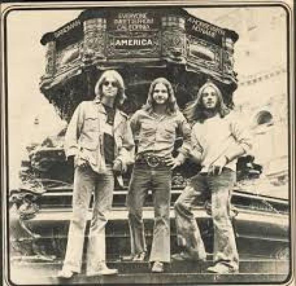 America (2) - A Horse With No Name
