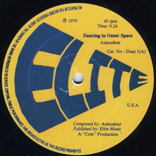 Atmosfear - Dancing In Outer Space