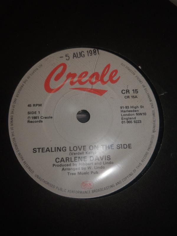 Carlene Davis, Dean Fraser - Stealing Love On The Side / Instrumental