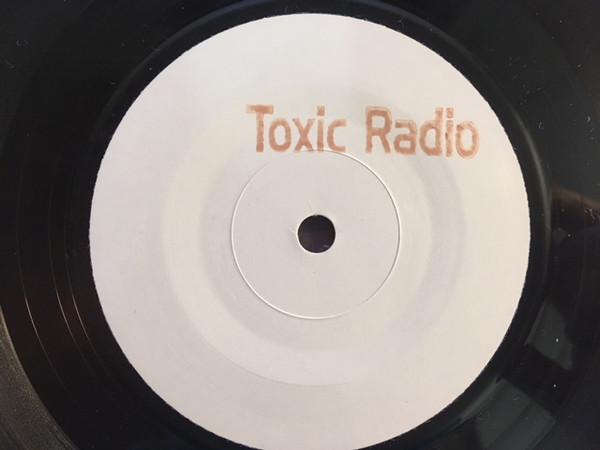 Chikinki - Toxic (Radio)