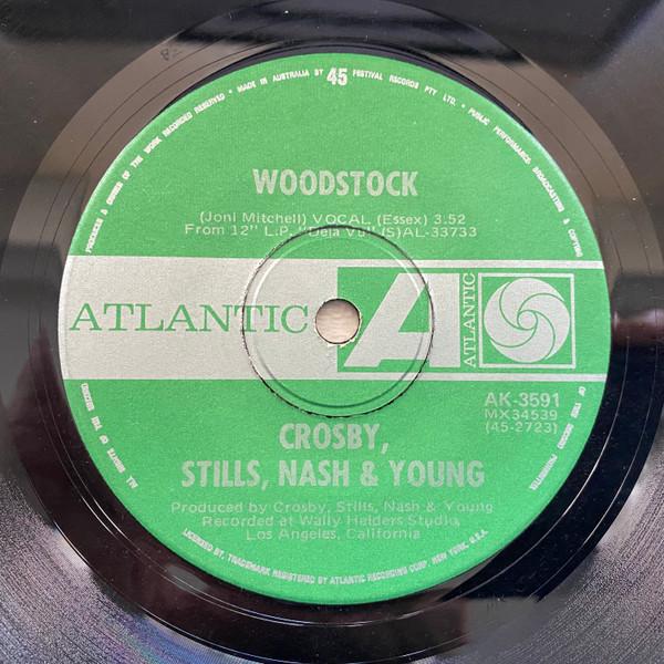 Crosby, Stills, Nash & Young - Woodstock