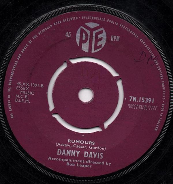 Danny Davis (9) - Tell All The World / Rumours