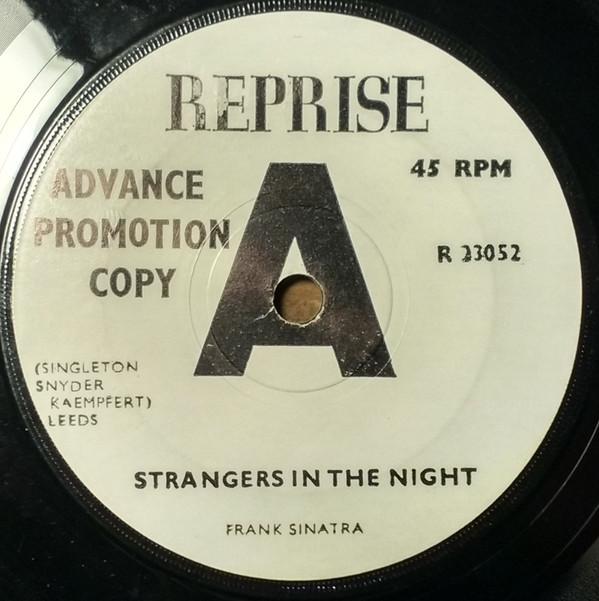 Frank Sinatra - Strangers In The Night / My Kind Of Town