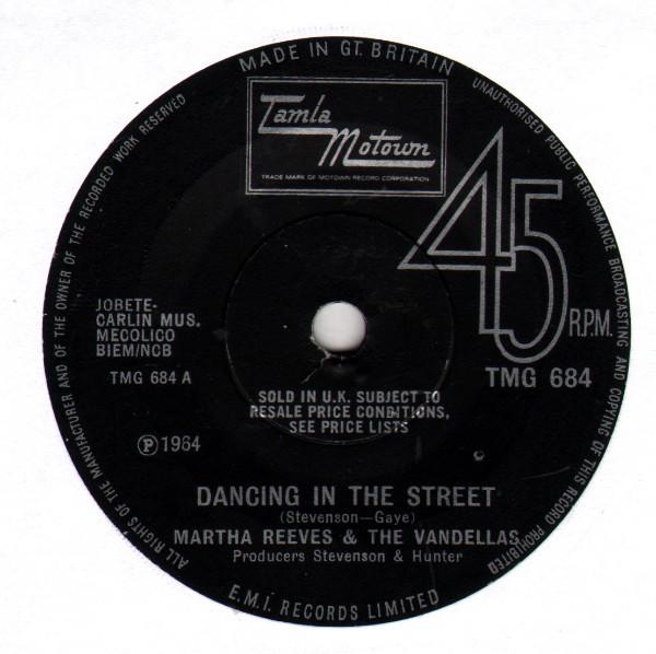 Martha Reeves & The Vandellas - Dancing In The Street
