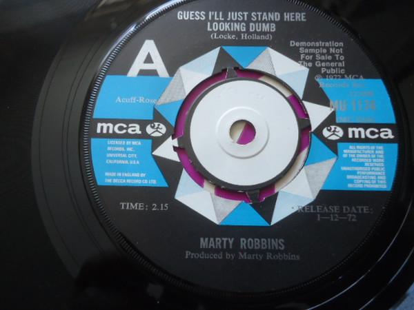 Marty Robbins - Guess I'll Just Stand Here Looking Dumb / This Much A Man