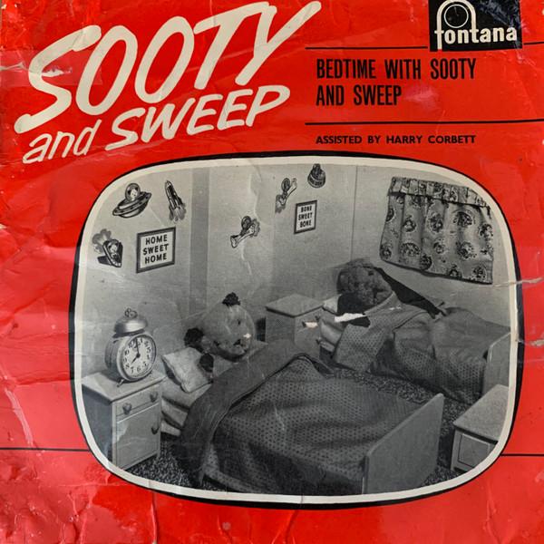 Sooty (2), Sweep (11) - Bedtime with Sooty And Sweep