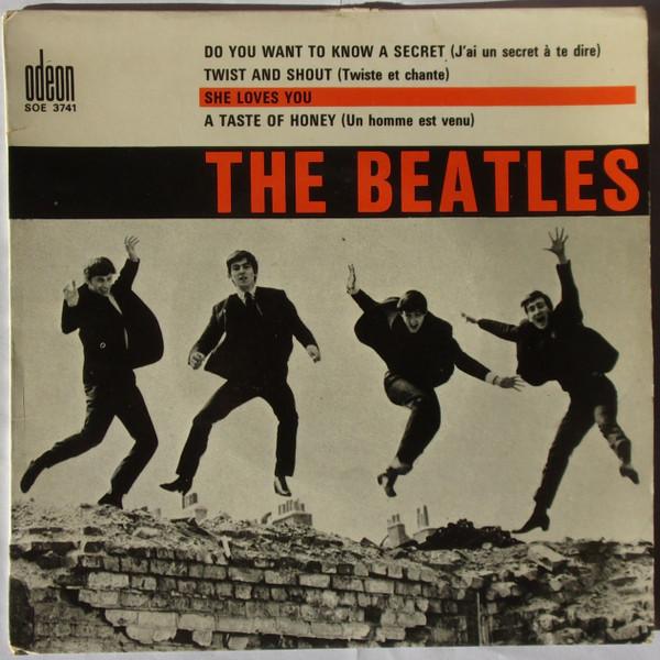 The Beatles - She Loves You