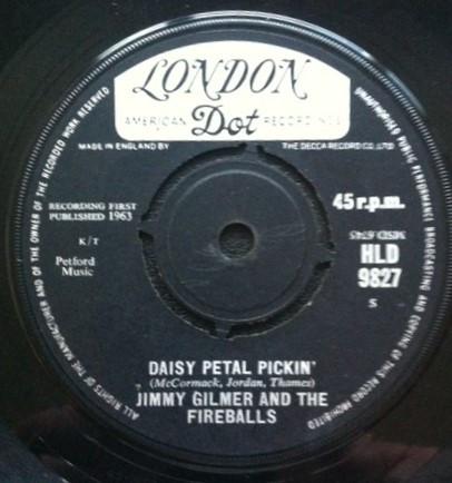 The Fireballs, Jimmy Gilmer - Daisy Petal Pickin'